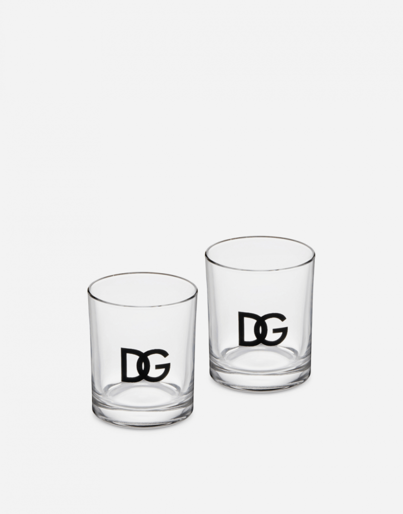 术——DG打造实用又时尚的餐桌配饰pg电子模拟器杜嘉班纳进军餐桌艺(图2)