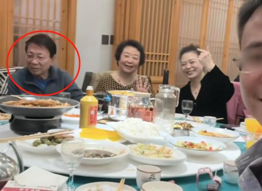 世凯87岁孙子太冻龄曹锟孙女罕见亮相pg模拟器军阀后人聚会照片曝光：袁(图9)